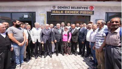 Demirci Halk Ekmek Fabrikası ve Kapalı Semt Pazarı Hizmete Girdi