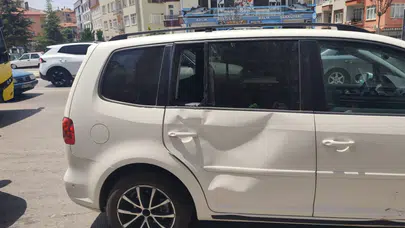 Kavşakta otomobil ile motosiklet çarpıştı: 1 yaralı
