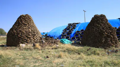 Aksaray’ın köylerinde tezek geleneği sürüyor