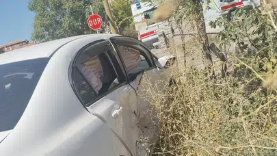 Aksaray’da Kavşakta İki Otomobil Çarpıştı: 3 Yaralı
