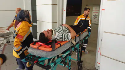 Otomobil elektrik direğine çarptı: 1 yaralı