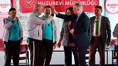 'Sizler bizim çınarımızsınız'