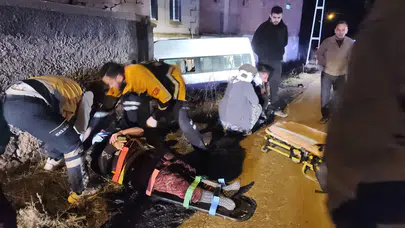 Tarım işçilerini taşıyan minibüs bahçe duvarına çarptı: 2’si ağır 14 yaralı