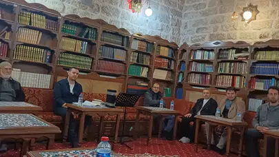Türk edebiyatındaki naat geleneği