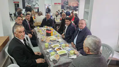MHP Aksaray iftar programı düzenledi