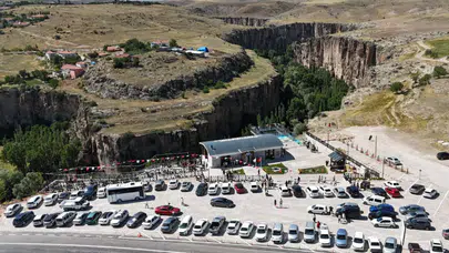 Ihlara Cam Teras Kurban Bayramında Ziyaretçi Akınına Uğradı