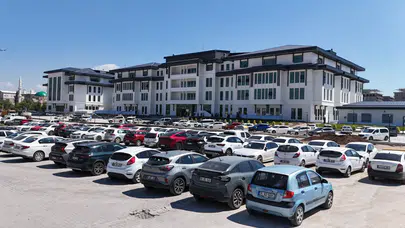Yeni Belediye Binası Trafiği Rahatlattı