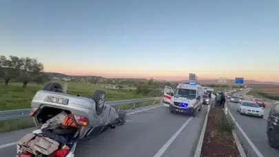 Piknikten dönen ailenin bulunduğu otomobil takla attı: 7 yaralı
