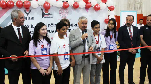 54 Projeyle TÜBİTAK 4006-C  Bilim Fuarları Festivali Açıldı