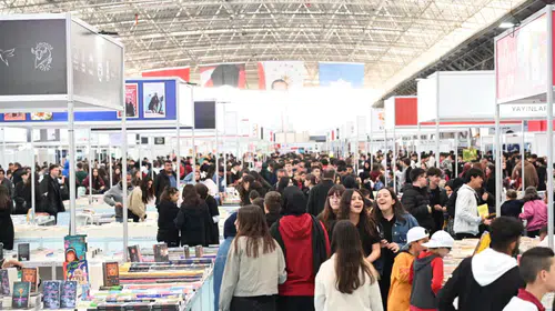 Aksaray Kitap Günleri’ne ilgi devam ediyor