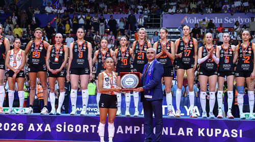 Şampiyonlar Kupası’nda Kupa ve Madalyalar Sahiplerini Buldu