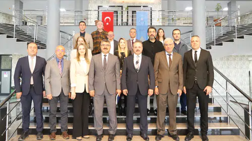 ASÜ Kimya Bölümünün uluslararası başarısına Rektör Arıbaş’tan tebrik