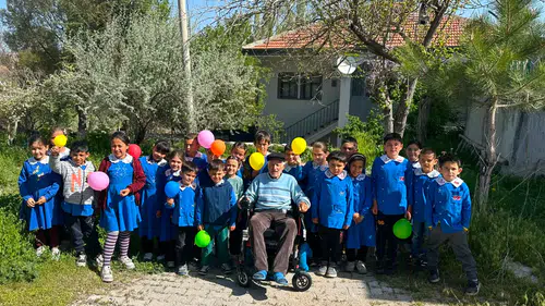 Öğrencilerden anlamlı hediye