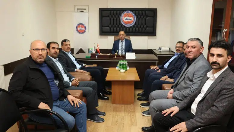 AK PARTİ HEYETİNDEN SİVİL TOPLUM KURULUŞLARINA ZİYARET TURU