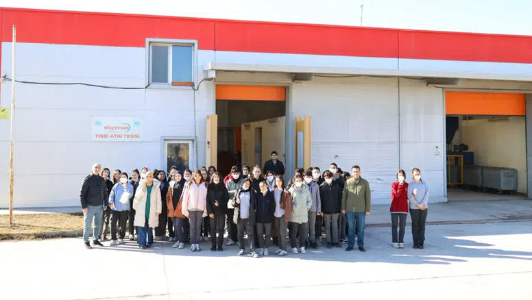 Sağlık Meslek Lisesi Öğrencileri Tıbbi  Atık Sterilizasyon Tesisini Ziyaret Etti