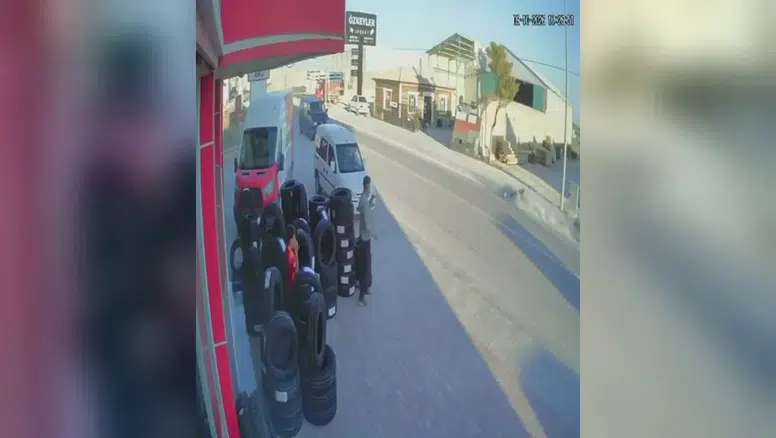 Aksaray’da 14 yaşındaki sürücünün ağır yaralandığı kaza kamerada