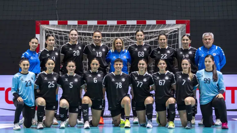 Siyah-beyazlı ekip Kepez Belediyespor maçına hazır