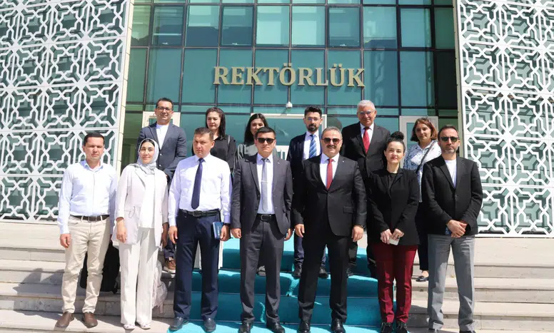 Aksaray Üniversitesi ile Özbekistan arasında tıp alanında güç birliği