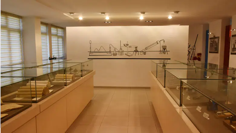 Aksaray Tarihi Eğitim Müzesi Tarihe Işık Tutuyor