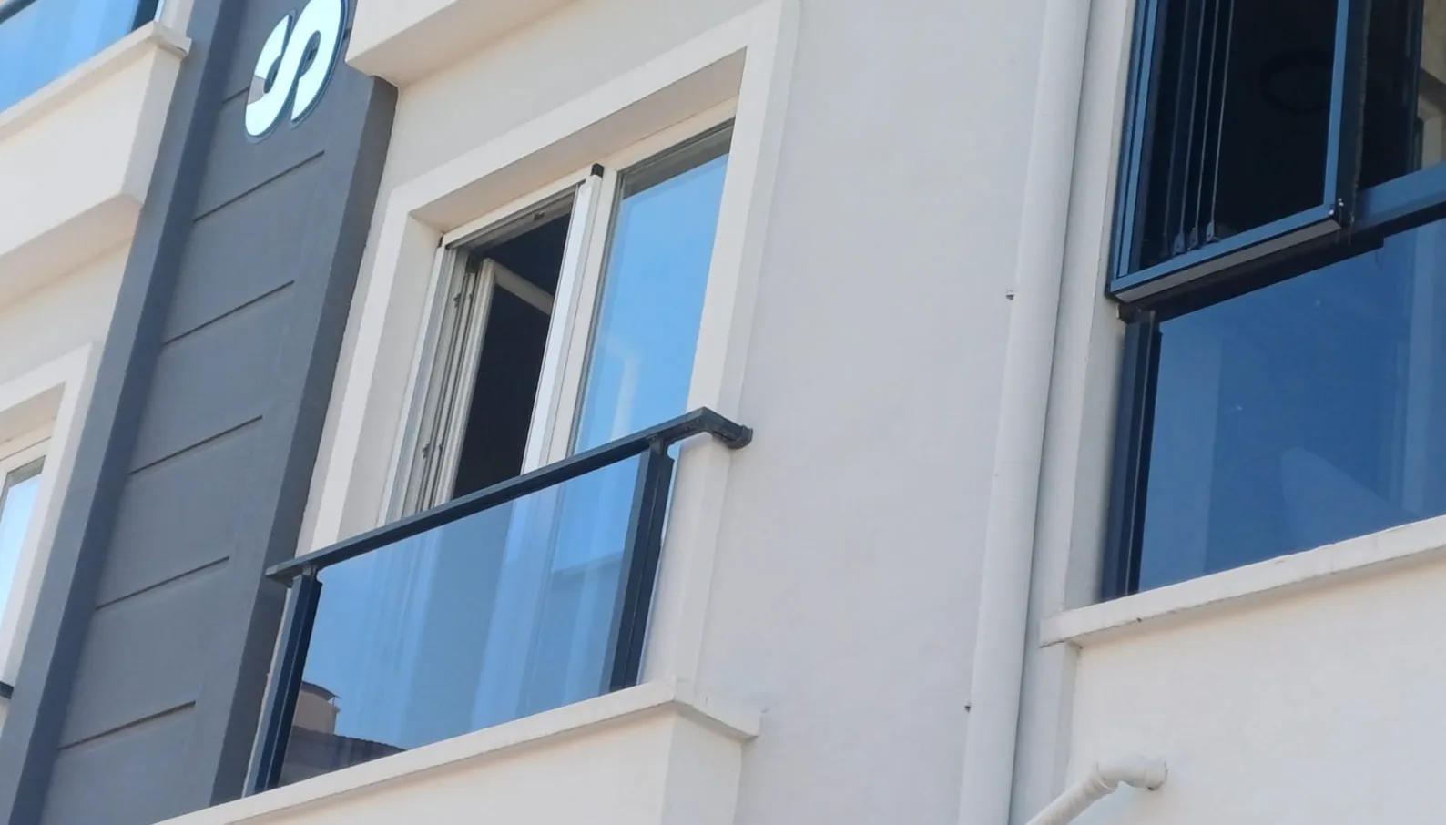Ocakta unutulan yemek yangına neden oldu